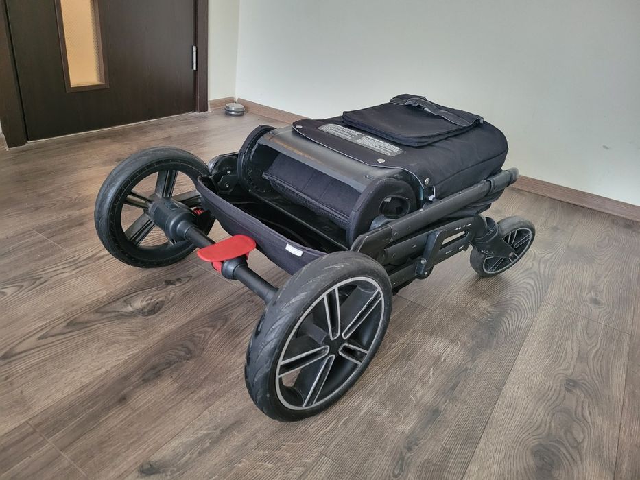 Nuna детска количка