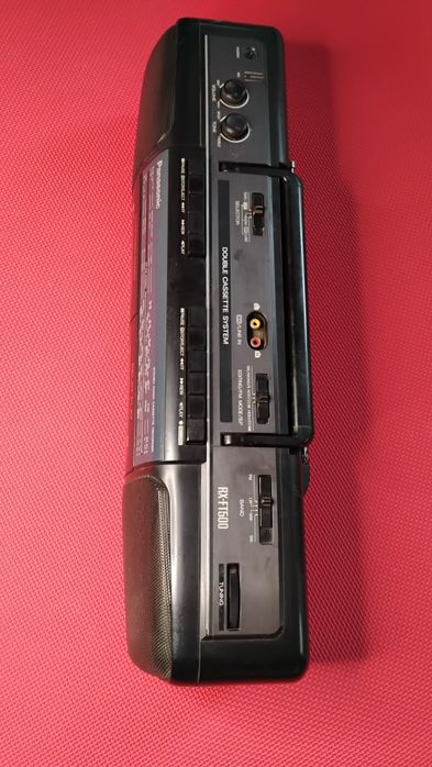 Двукасетъчен радио касетофон Panasonic