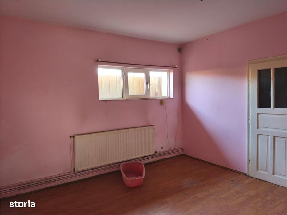 Casa cu Spatiu Tehnic Ideal pentru Investitie sau Locuit