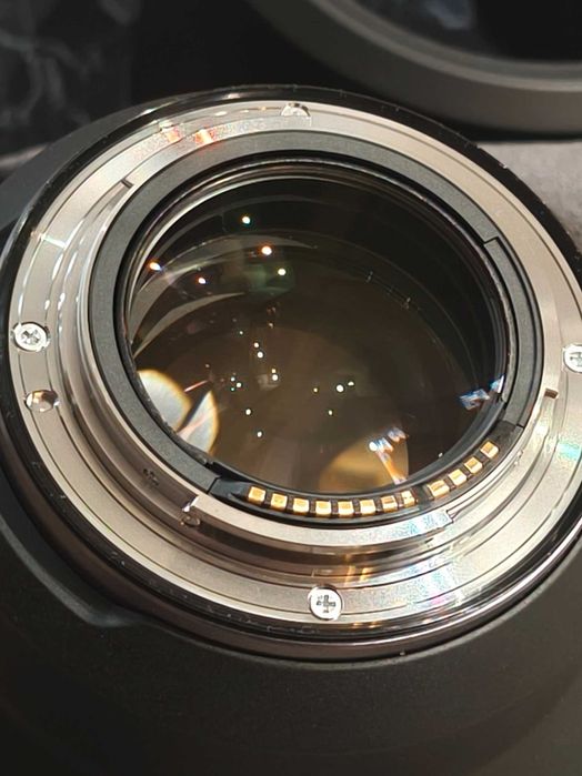 Продам объектив Canon RF 85mm F1.2L USM