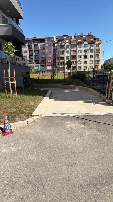 Собственик продава гараж- София Дървеница