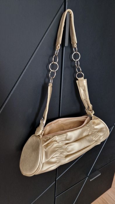 Poșetă femei aurie