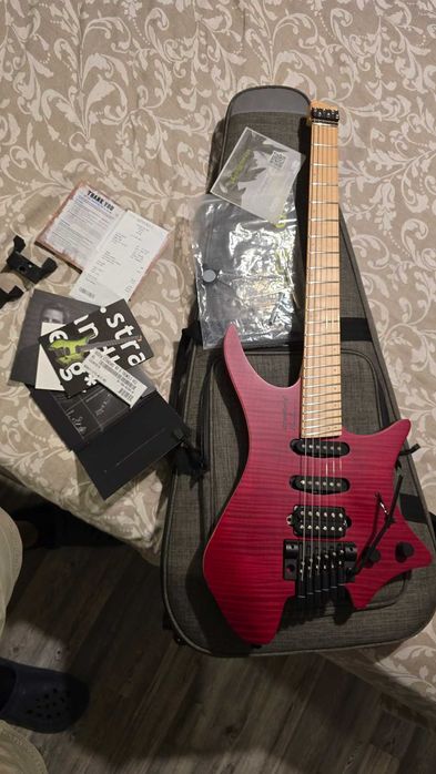 Продавам китара Strandberg Boden Standart NX 6 Tremolo Red