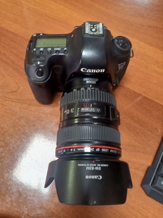 Canon camera  yangi