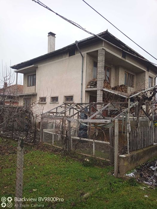 Продава се Къща в Тутракан - 121 кв.м за 510 €/кв.м - Снимка #2