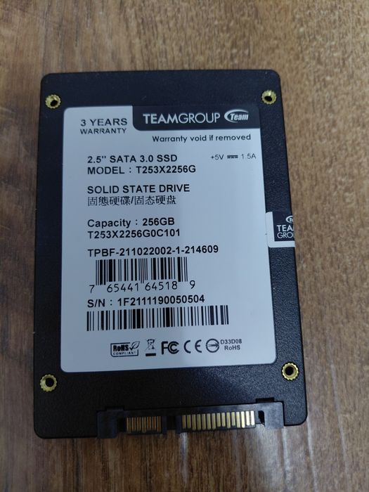 Продам ссд 256гб teamgroup gx2 sata 2.5
