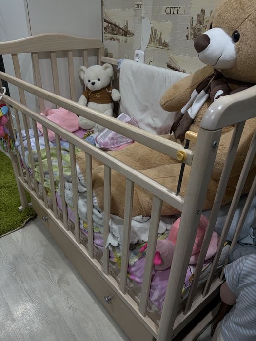 Детская кроватка