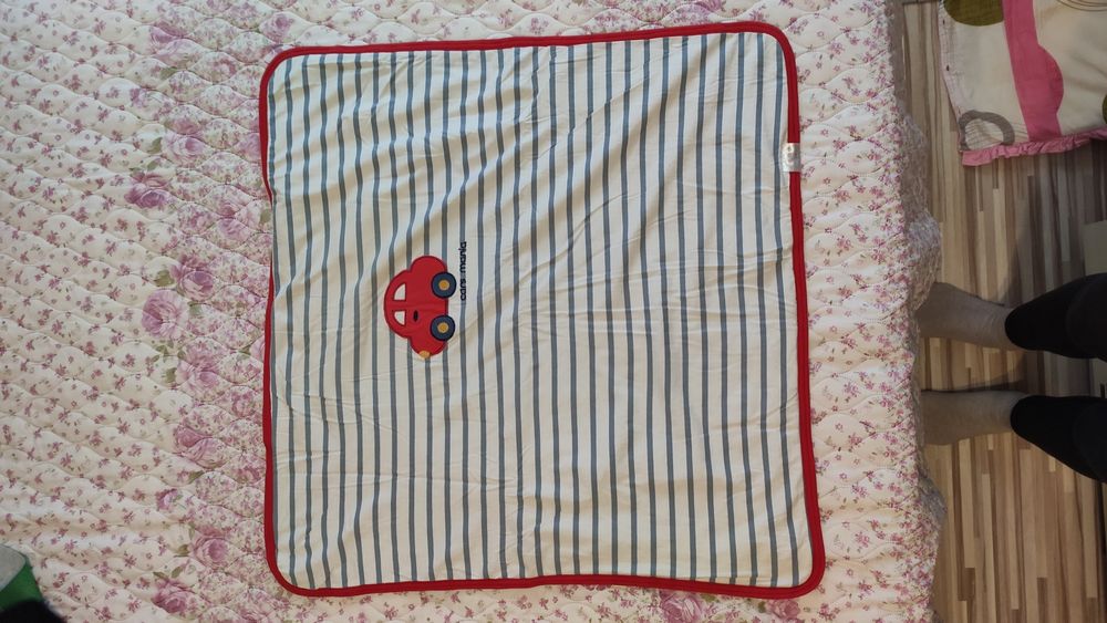 Яке, космонавтка, одеало и възглавница от мемори пяна