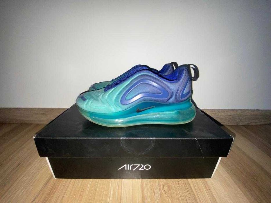 Air max 720 blue best sale and green