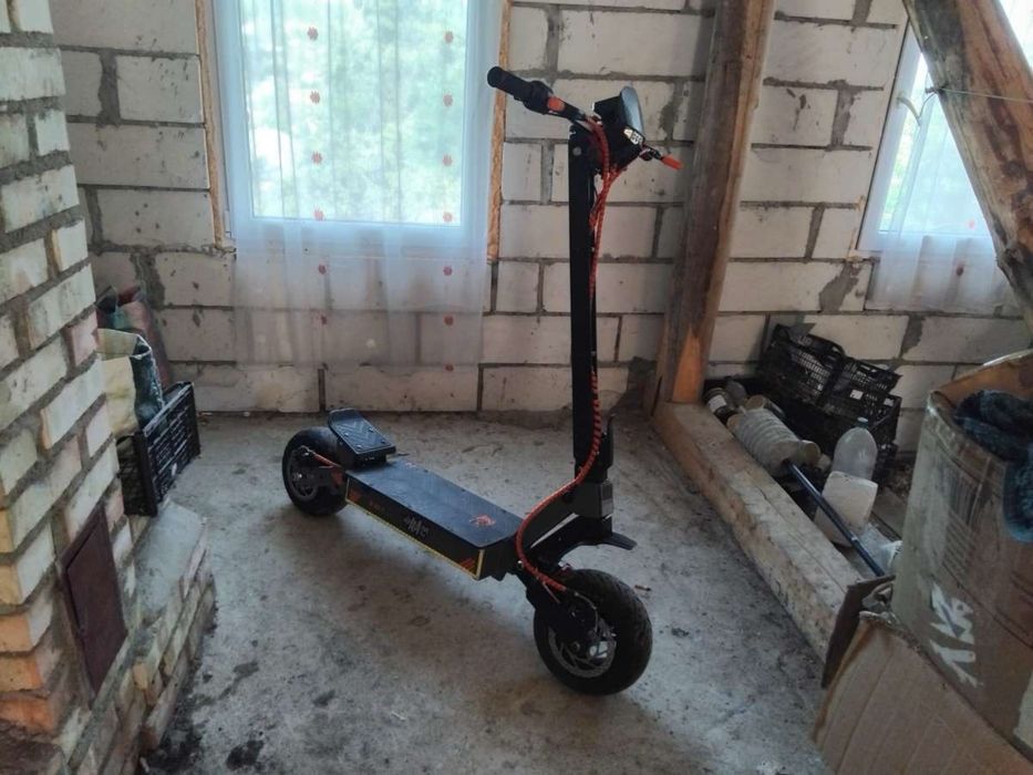 Trotineta g4 impecabila