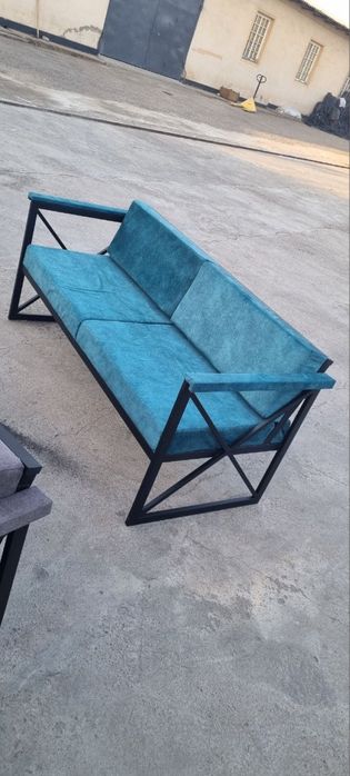 Мягкий диван есть доставка и есть гарантия