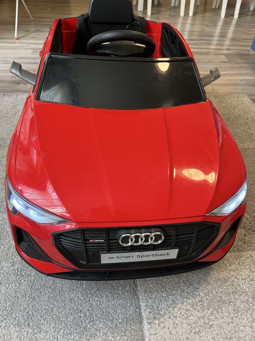 Електрическа количка за едно или две деца - Audi