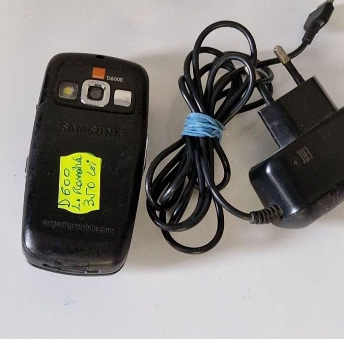 Telefon Samsung D600E