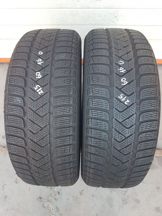 Зимни гуми 2 броя PIRELLI SottoZero3 215 60 R16 дот 2621