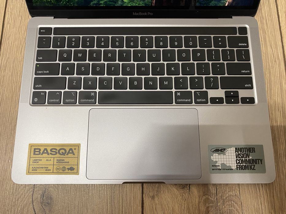 MacBook Pro 13” на Apple M1 (8GB / 512GB SSD)