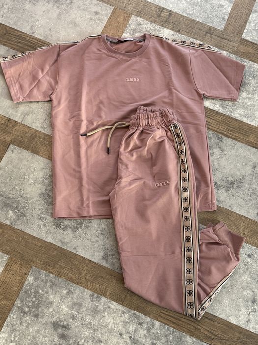 Дамски екип Guess LV Calvin