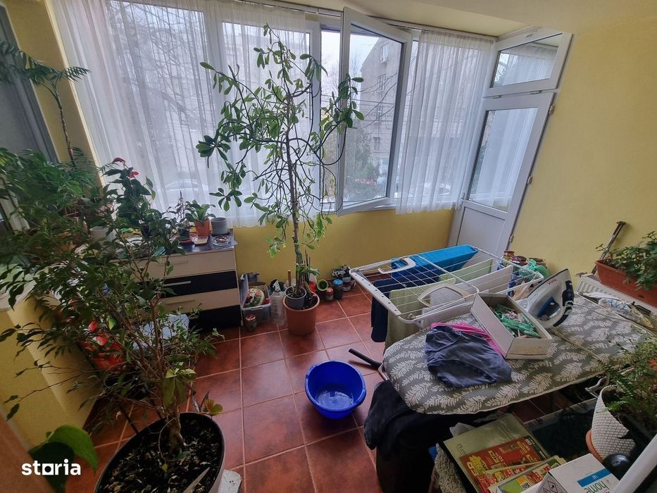 Faleza nord-apartament 4 camere et 1 cu gaze