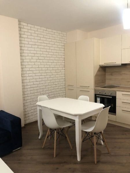 Двустаен обзаведен апартамент под наем в кв. Хаджи Димитър