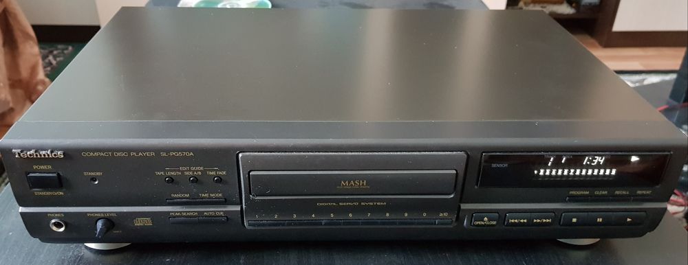 CD Player Technics SL-PG570A
