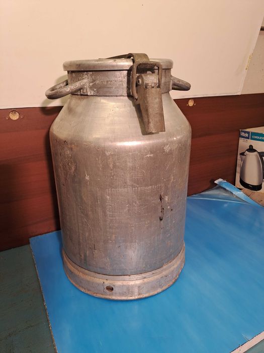 Продаю фляги 40-литровые