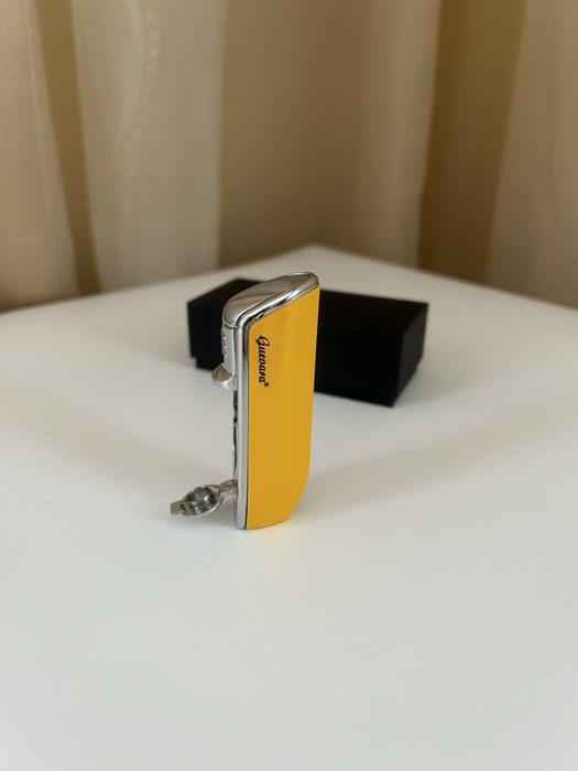 Guevara запалка с 3 Jet пламъка + пънч и подаръчна кутия