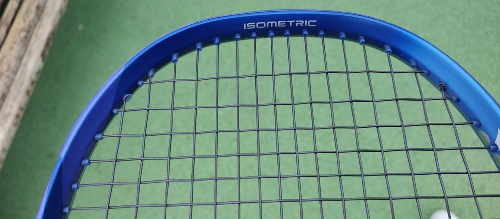 vand yonex ezone 100 an 2025