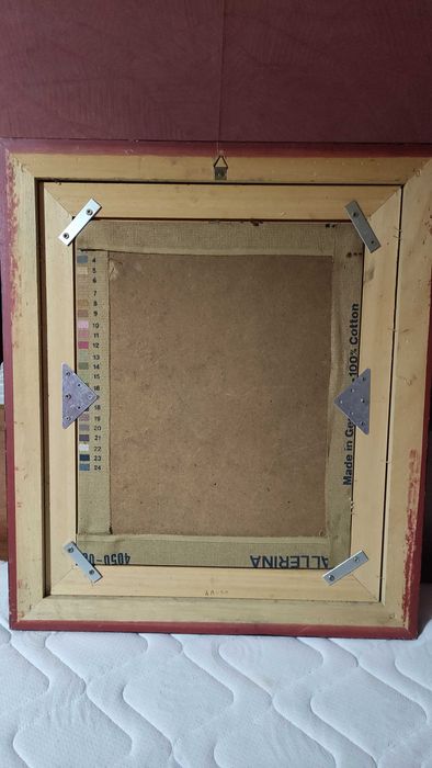 Гоблен "Балерина" в масивна дървена рамка