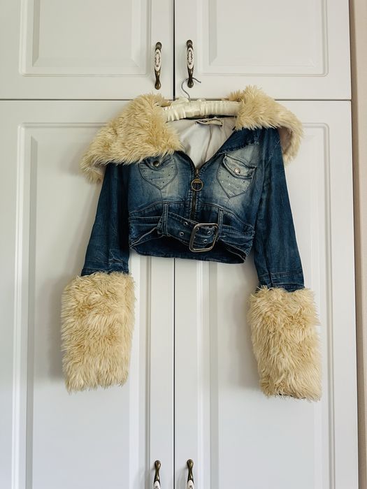 Geaca din blug , cu blana ecologica de la firma Mexton masura Xs