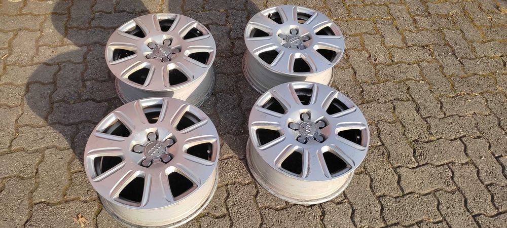 Оригинални алуминиеви джанти за Ауди 16