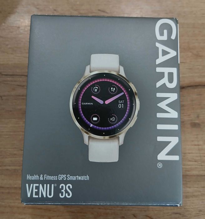 Часовник GARMIN Venu 3S