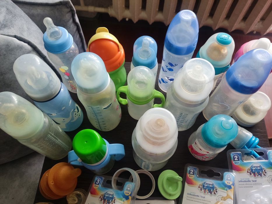 Бутылочки и соски для малышей