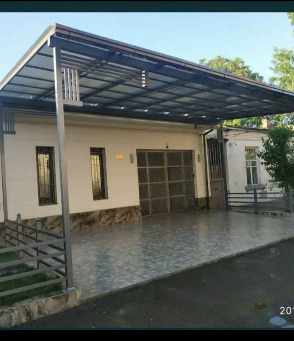 Temir Darvoza,Naves,Eshik,va Panjaralar
