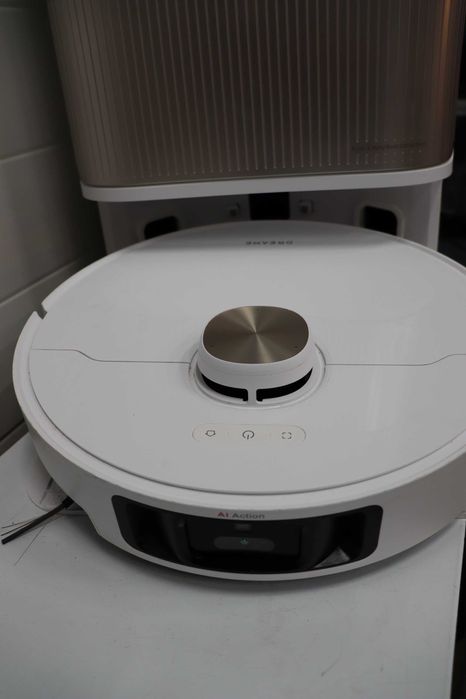 Прахосмукачка робот DREAME L40 Ultra, гореща вода 65°C, Mop, Self-Wash