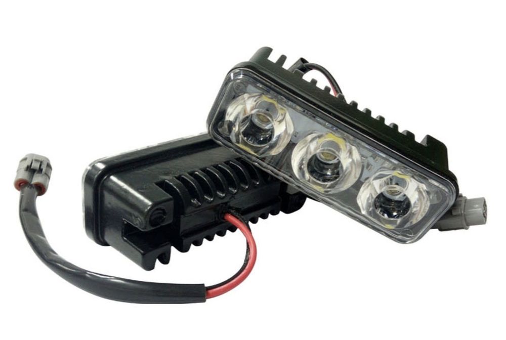 Комплект Предни Мощни 3 Led Лед Диодни Дневни Светлини 12V 3W НОВИ