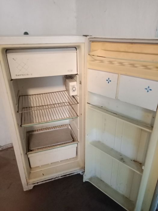 Холодильник бирюса