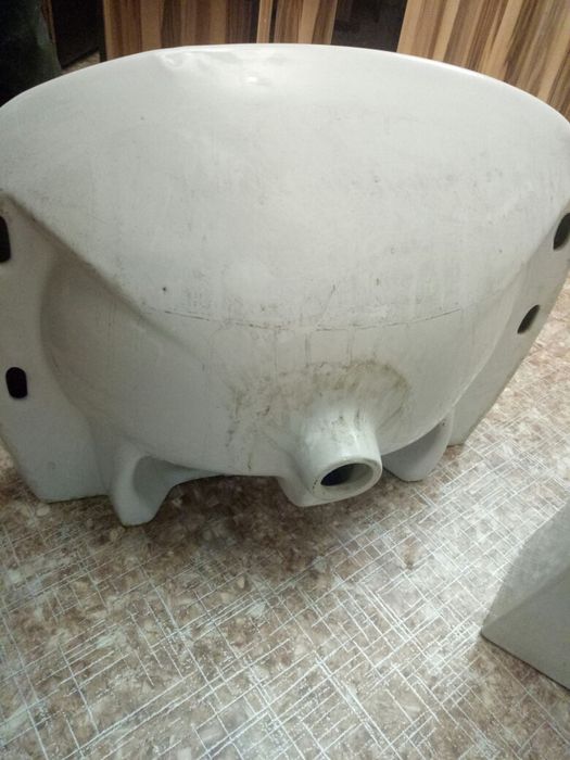 раковина и бидэ отличном