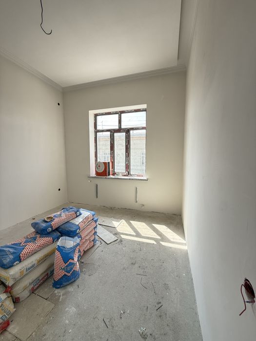 Срочно продаётся 1,3-сотик 5-х комн квартира в Сергели Ханабад