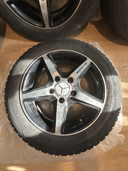 Продам резину с Дисками на Мерседес