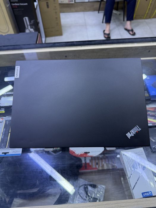 notebook  lenovo ThinkPad 14