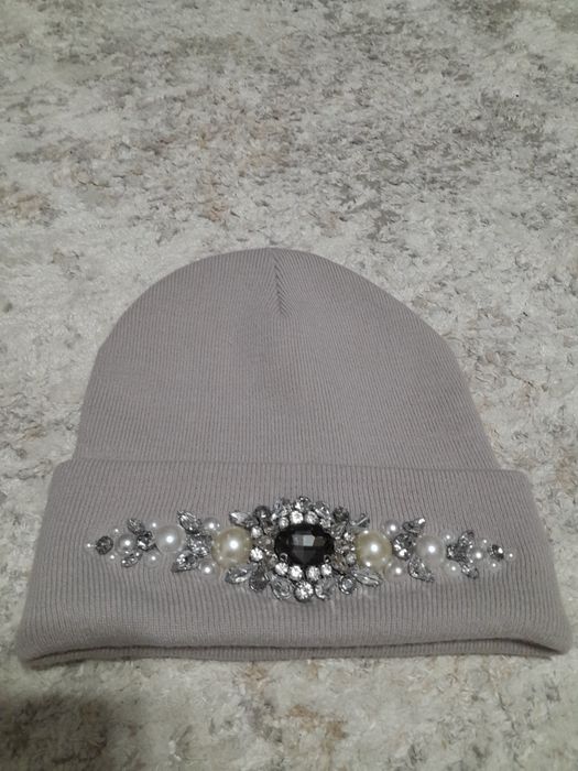 Продам новую тёплую шапку