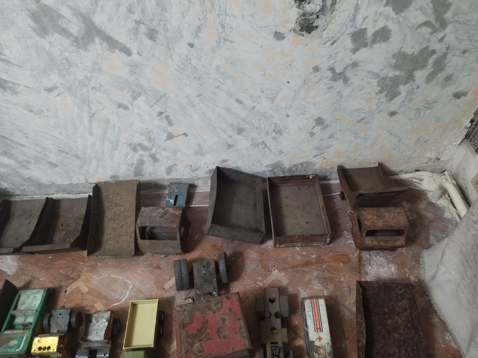 Запчасти на игрушки СССР.