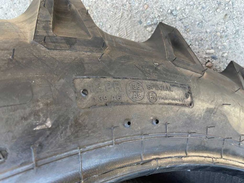 Marca BKT 14.00-38 cu 12 pliuri cauciucuri noi pentru tractor U650