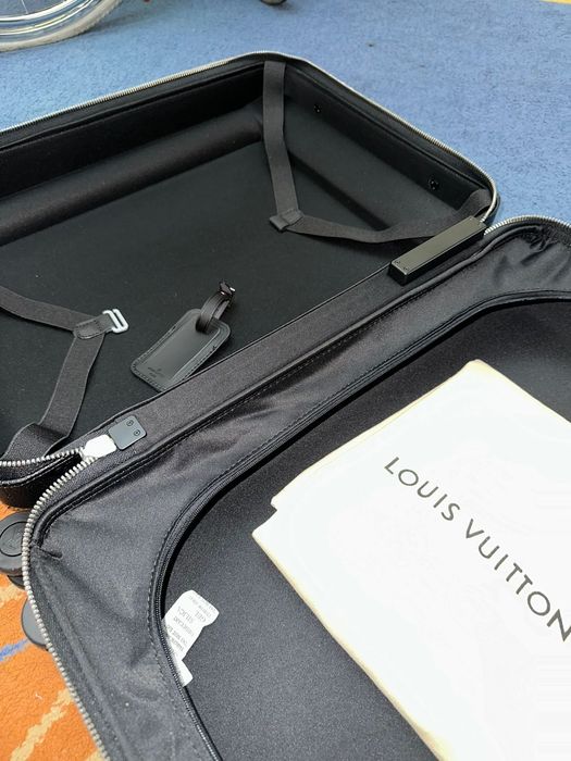 Чемодан Louis Vuitton Horizon 55