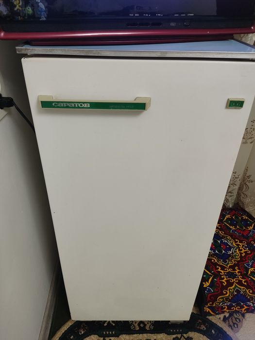 Saratov model1413. rasiyani xolodilnigi aybi yo'q