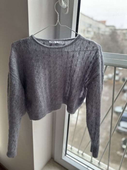 ZARA страхотен къс пуловер размер S