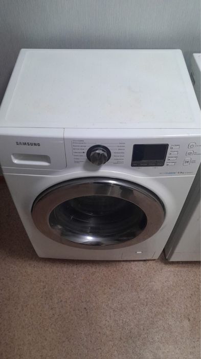 Продам стиральную машинку