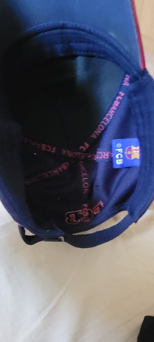 vând șapcă fc barcelona originala direct de pe site stare perfecta
