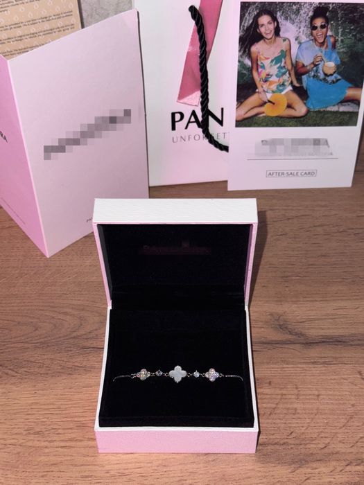 Подарочный набор, браслеты, кулоны, серьги