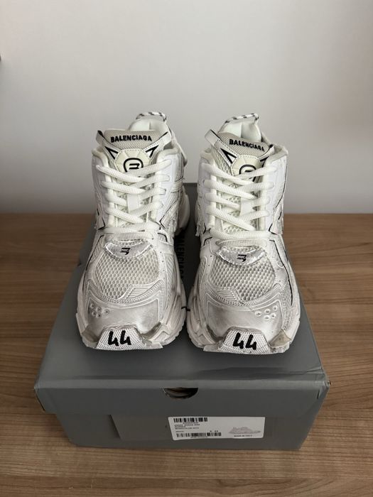 Balenciaga Runner