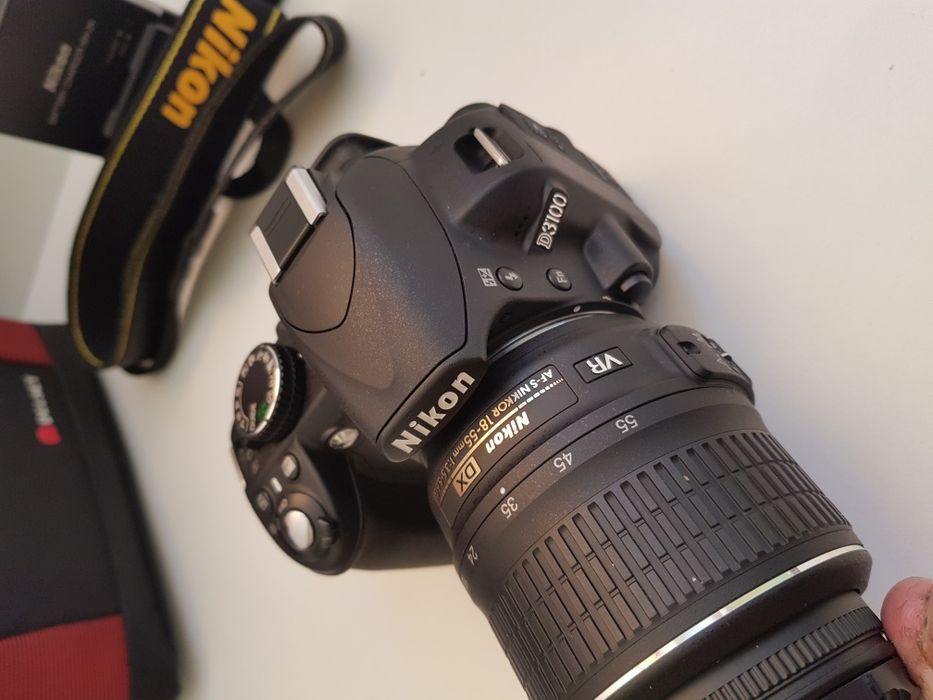 Nikon D3100